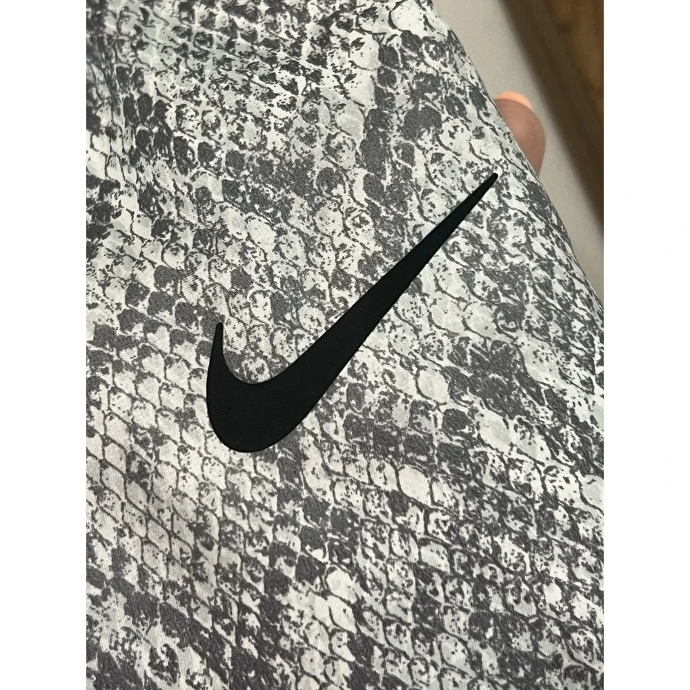 Nike Python Print‎ Jogger Pants Womens White Black Snakeskin Athletic Lounge S
